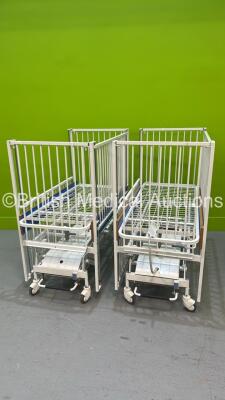 2 x ArjoHuntleigh Infant Cots with 1 x Controller - Damaged (Both No Electrical Plugs)