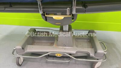 Anetic Aid QA3 Hydraulic Patient Trolley with Mattress (Hydraulics Not Working - Base Damage - See Photos) - 4