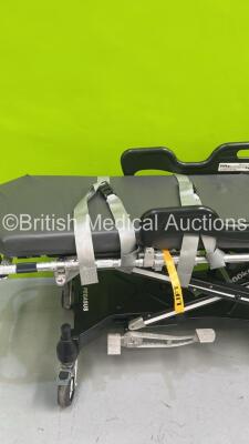 Ferno Pegasus Hydraulic Ambulance Stretcher with Mattress and Straps (Hydraulics Tested Working) *S/N PEG7137* - 4