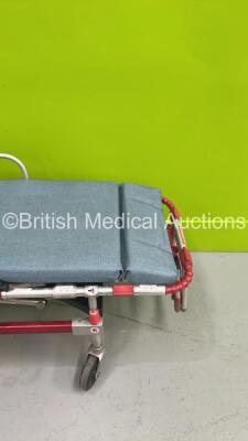 Ferno Falcon Hydraulic Ambulance Stretcher with Mattress (Hydraulics Tested Working) *S/N 003033* - 6