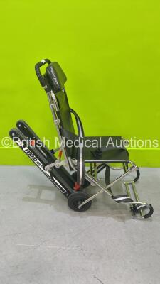 Ferno Compact Track Chair with Ferno Compact 2 Tracks - Track will not stay Closed