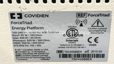 Covidien ForceTriad Electrosurgical / Diathermy Unit Version 4.00 on Stand (Powers Up) *GH* - 5