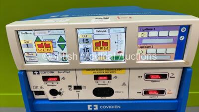 Covidien ForceTriad Electrosurgical / Diathermy Unit Version 4.00 on Stand (Powers Up) *GH* - 2