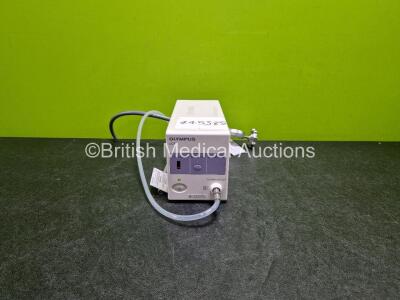 Olympus UCR C02 Insufflator Unit (Powers Up)