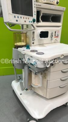 Datex-Ohmeda Aisys Anaesthesia Machine Software Version na with GE Dash 4000 Monitor, Hoses, Absorber and Bellows (Powers Up - Faulty Display - See Photo) - 5