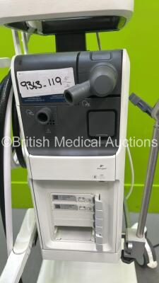 Maquet Servo U Ventilator on Stand Model No 6694800 - System Software Version 4.4.0.78be7bed - System Version 4.4 Running Hours 48118 with Hoses (Powers Up) - 2