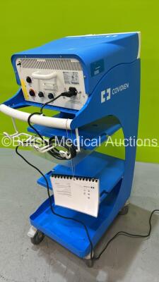 Covidien ForceTriad Electrosurgical / Diathermy Unit Version 4.00 on Stand (Powers Up) *GH* - 5