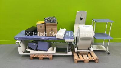 Hologic Discovery QDR Series X-Ray Bone Densitometer with Cushions, PC and Accessories *HDD Removed from PC* *S/N83164* **Mfd 09/2007** ***Q1084***