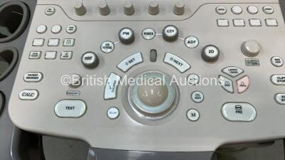 Toshiba Aplio 400 TUS-A400 Flat Screen Ultrasound Scanner *S/N W1D12Z3233* **Mfd 2012-12** Software Version AB_V3.00*R003 with 1 x Transducer / Probe (PVT-674BT *Mfd 2016-09*) (Powers Up) ***CI043*** - 2