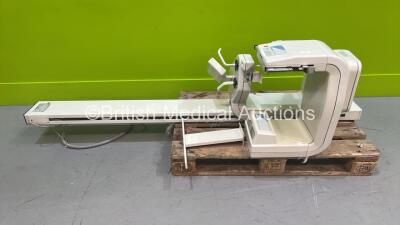 Planmeca PM 2002 CC ProLine Panoramic X-Ray Unit *Q1086*