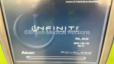 Alcon Infiniti Vision System Ref 210-0000-519 REL_03.02 with Footswitch (Powers Up) *S/N 1303288501X* **Mfd 2013** ***IR035*** - 2