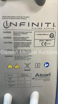 Alcon Infiniti Vision System Ref 210-0000-519 REL_03.02 with Footswitch (Powers Up) *S/N 1303288501X* **Mfd 2013** ***IR035*** - 7