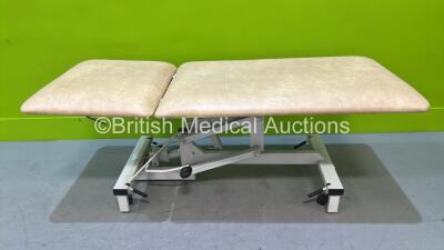 Plinth Hydraulic Patient Couch (Tested Working) *na*