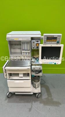 Datex-Ohmeda Aestiva/5 Anaesthesia Machine with Datex-Ohmeda 7900 SmartVent Software Version 4.8, GE Monitor (Damaged Keyboard) Bellows, Absorber and Hoses (Powers Up) *AMRQ00370