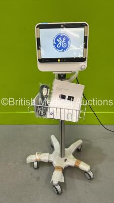 GE B125 Patient Monitor *Mfd 2020* with E-miniC Gas Module and User Manual (Powers Up - Unused Condition) *SQF20163485WA*