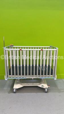 Linet Electric Infant Cot with Mattress and Controller (Powers Up) *S/N 20200215182*