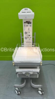 Drager Model GSDTC3 Resuscitaire with Mattress and Hoses (Powers Up)