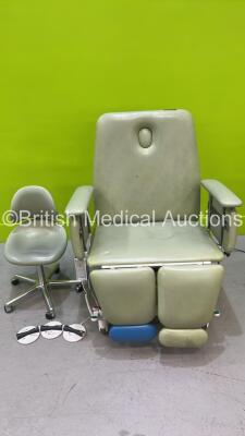 Plinth 2000 Bariatric Treatment Chair with 2 x Controllers and Mobile Stool (Powers Up)