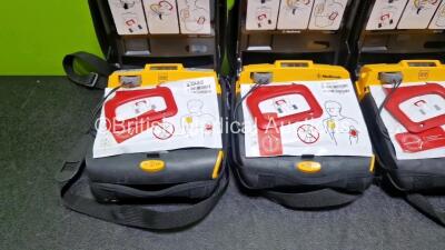 4 x Physio Control Lifepak CR Plus Defibrillators (All Power Up) in Case with 4 x Li/SO2CI2 Batteries - 3