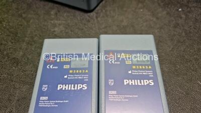 2 x Philips FR2+ Defibrillators (Both Power Up) in Case with 2 x LiMno2 Batteries*Instal Before 2027 / 2024* - 6