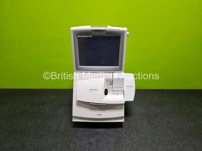 Siemens RAPIDPoint 500 Blood Gas System Ref 05293926 *Mfd-2018* (Powers Up, Chipped Paintwork - See Photo) *HDD Removed*