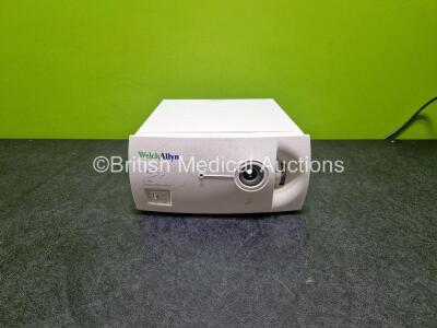 Welch Allyn CL 300 Surgical Illuminator (Powers Up) *SN 270002156*