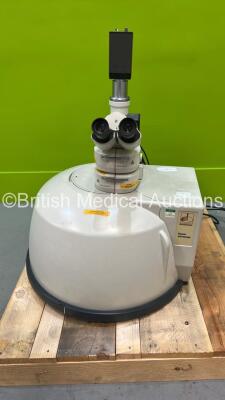 Renishaw Raman Microscope with 2 x HC Plan 10x/20 Eyepieces *16470*