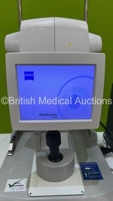 Zeiss IOLMaster 500 Ref 1692-983 Version 7.5.3.0084 with Chin Rest on Motorized Table (Powers Up) *S/N 1107507* **Mfd 2013** - 4