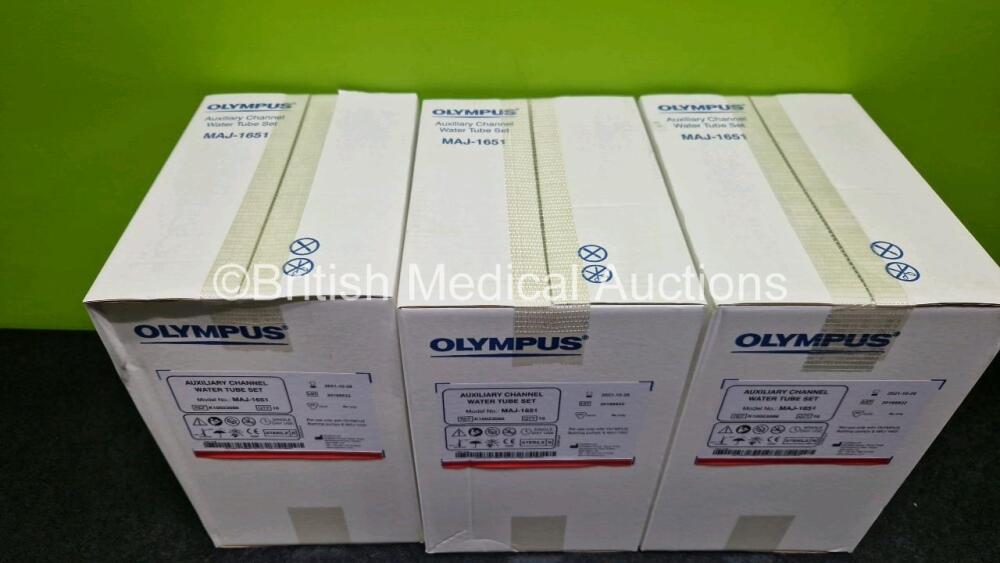 takeセット 3 x Boxes of 10 x Olympus MAJ-1651 Auxiliary Channel Water Tube