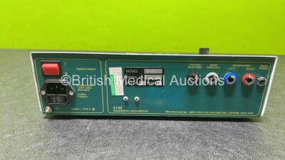 Amplivox 2140 Diagnostic Audiometer in case (Powers Up) - 3