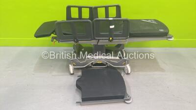 Anetic Aid QA4 Manual Control Patient Trolley with Mattress and Spare Leg Attachment (Hydraulics Tested Working) *SN na*