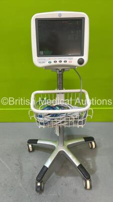 GE Dash 4000 Patient Monitor on Stand with Various Leads (Powers Up) *C4EH5595G*