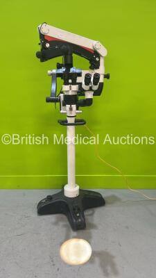 Leica M400-E Dual Operated Surgical Microscope with 2 x Binoculars, 4 x 12,5x Eyepieces and f=400mm Lens on Leica Stand (Powers Up with Good Bulb)