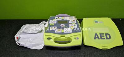 Zoll AED+ Plus Defibrillator (Powers Up and Lithium Batteries - See Photo) with 1 x Electrode *Expiry Date 2025* *SN X12C542994*