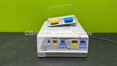 Olympus UES-40 SurgMaster Electrosurgical Diathermy Unit with Olympus MAJ-1258 Footswitch (Powers Up) *FS20100300688 / 7047158*