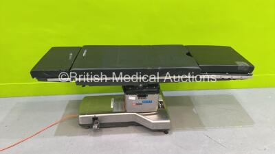 Steris Amsco 3085 SP Electric Operating Table with Cushions (Powers Up) *S/N B406905020* - 2