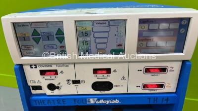 Valleylab ForceTriad Electrosurgical / Diathermy Unit Version 4.00 on Trolley *Mfd - 2009* (Powers Up) - 2