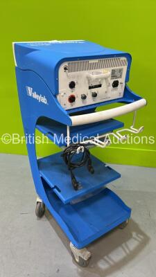 Valleylab ForceTriad Electrosurgical / Diathermy Unit Version 4.00 on Trolley *Mfd - 2009* (Powers Up) - 3