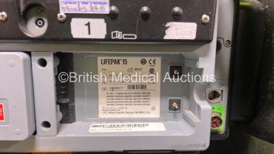 Medtronic Physio-Control 12-Lead Lifepak 15 Monitor / Defibrillator *Mfd - 2015* Ref - 99577-001388, P/N - V15-5-000013, Software Version - 3313494-017 with Pacer, CO2, SPO2, NIBP, ECG, Printer and Auxiliary Power Options, 4 Lead ECG Lead, SPO2 Finger Sen - 6