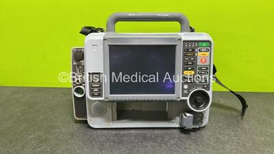 Medtronic Physio-Control 12-Lead Lifepak 15 Monitor / Defibrillator *Mfd - 2014* Ref - 99577-000656, P/N - V15-2-001003 with Pacer, CO2, SPO2, NIBP, ECG, Printer and Auxiliary Power Options and 2 x Flat Li-Ion Batteries (No Power) *42232466*