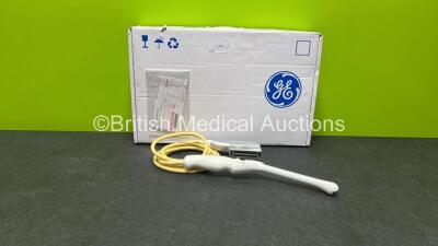 GE E8C-RS Ultrasound Transducer / Probe *Mfd - 08/2018* in Box (Untested, Mark to Head - See Photo) *690744WX8*