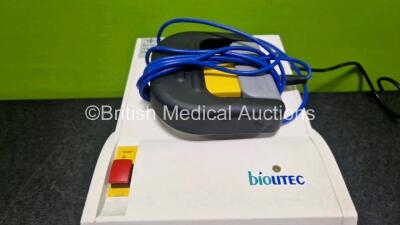 Biolitec Ceralas D / 20 / 810 / 200 Laser System (Powers Up with Key) Including Footswitch - 3