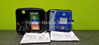 Philips Heartstart FR2+ Defibrillator (PowersUp) in Case with 1 x LiMno2 Battery and 2 x Electrodes *Expiry Date 2025*