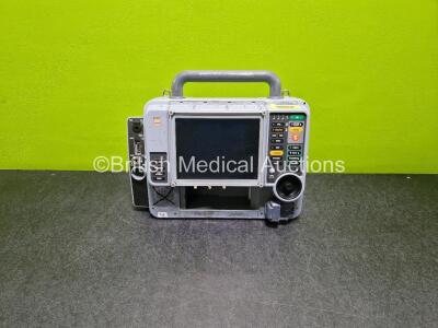 Medtronic Physio-Control Lifepak 15 12-Lead Monitor / Defibrillator *Mfd - 2010* Ref - 99577-000025, P/N - V15-2-000030 Including Pacer, Auxiliary Power, CO2, SPO2, NIBP, ECG and Printer Options (No Power Damaged / Missing Casing, Spares and Repairs) *SN 