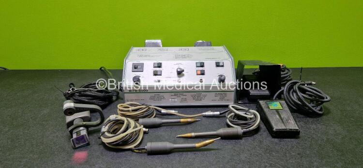 Job Lot Including 1 x Xomed Treace Micro Craft 2000 Power System with 1 x Medtronic Xomed-Treace Ref 33-27750 Angled Handpiece, 1 x Medtronic Xomed-Treace Ref 33-27500 Angled Handpiece, 1 x Medtronic Xomed-Treace Ref 33-27100 Straight Handpiece(Powers Up)