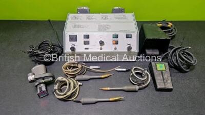 Job Lot Including 1 x Xomed Treace Micro Craft 2000 Power System with 1 x Medtronic Xomed-Treace Ref 33-27750 Angled Handpiece, 1 x Medtronic Xomed-Treace Ref 33-27500 Angled Handpiece, 1 x Medtronic Xomed-Treace Ref 33-27100 Straight Handpiece(Powers Up) - 2