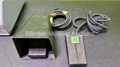 Job Lot Including 1 x Xomed Treace Micro Craft 2000 Power System with 1 x Medtronic Xomed-Treace Ref 33-27750 Angled Handpiece, 1 x Medtronic Xomed-Treace Ref 33-27500 Angled Handpiece, 1 x Medtronic Xomed-Treace Ref 33-27100 Straight Handpiece(Powers Up) - 7