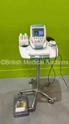 Verathon BVI 9400 Bladder Scanner with Transducer, 3 x Batteries, Charger and Calibration Tank on Stand (Powers Up)