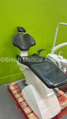 Ancar Dental Suite with Chair, Spittoon, Lamp and Control Panel - 4