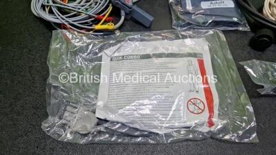 Physio-Control Lifepak 15 12-Lead Monitor / Defibrillator *Mfd 2009* Ref - 99577-000025, P/N - V15-2-000030, Software Version - 3306808-007 Including Pacer, Auxiliary Power,CO2, SpO2, NIBP, ECG and Printer Options, 4 and 6 Lead ECG Lead, SPO2 Finger Senso - 10